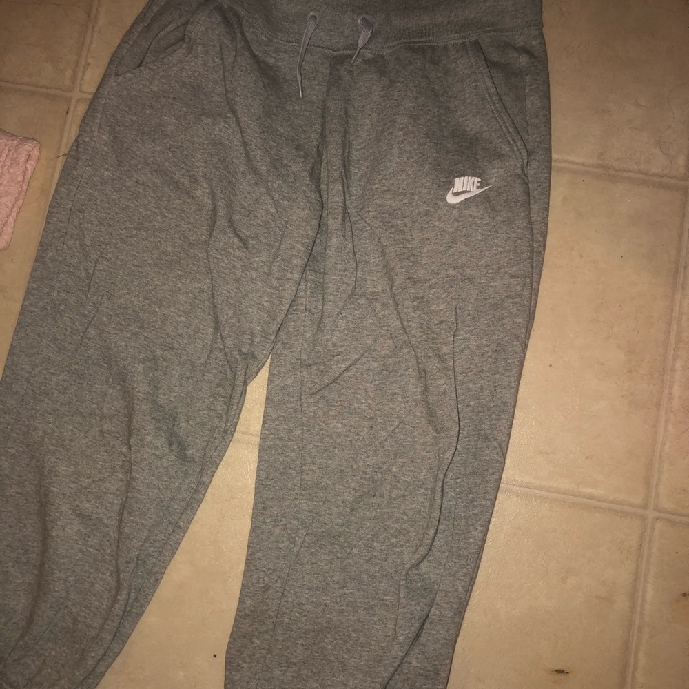 Nike Capri sweatpants